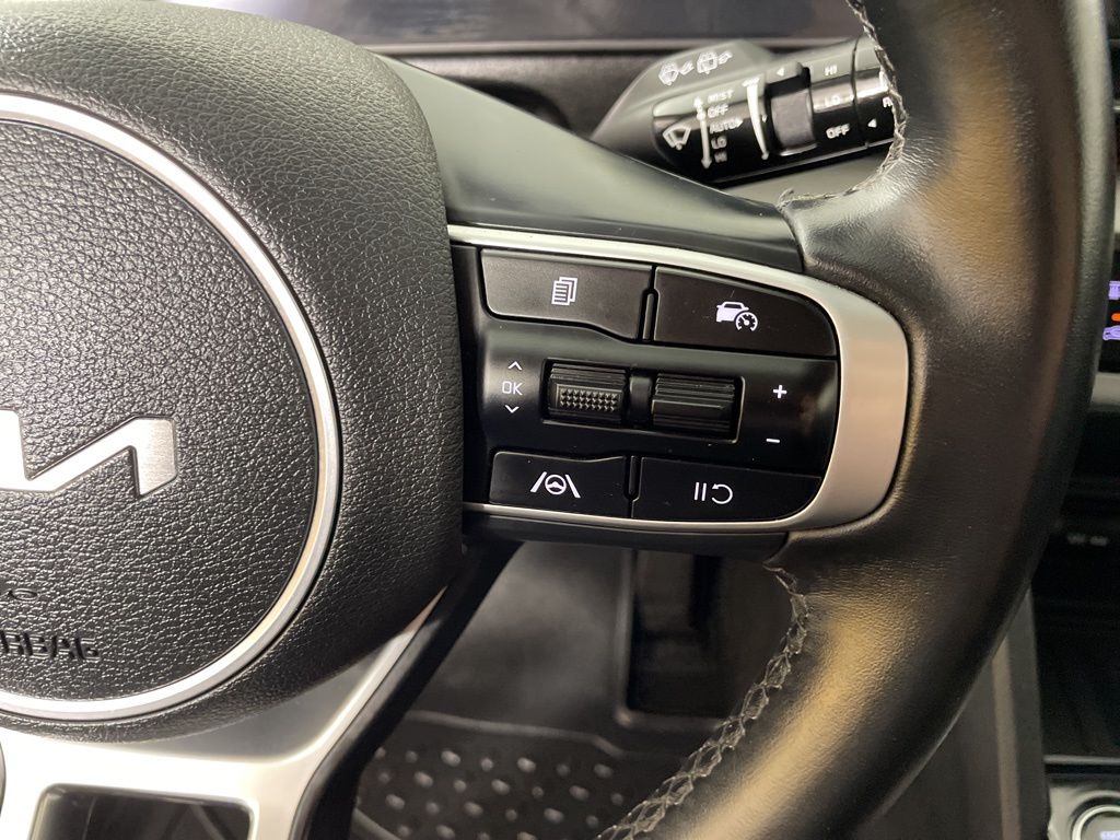 2024 Kia Sportage EX photo 23