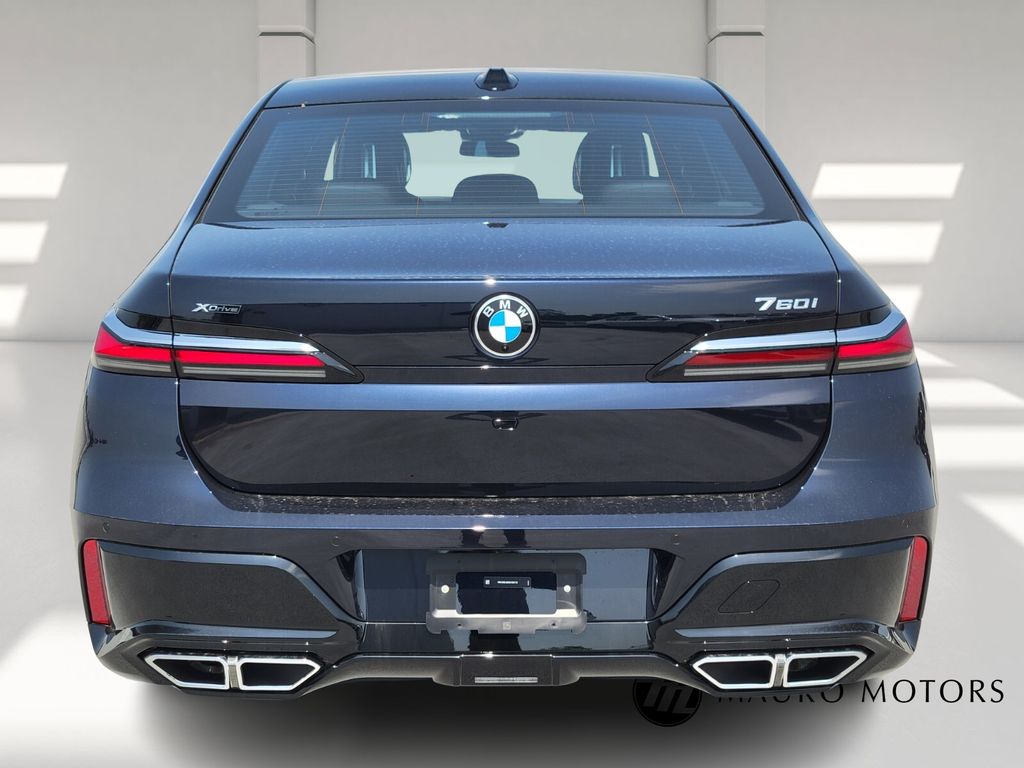 2025 Bmw 760i 760i xDrive photo 4