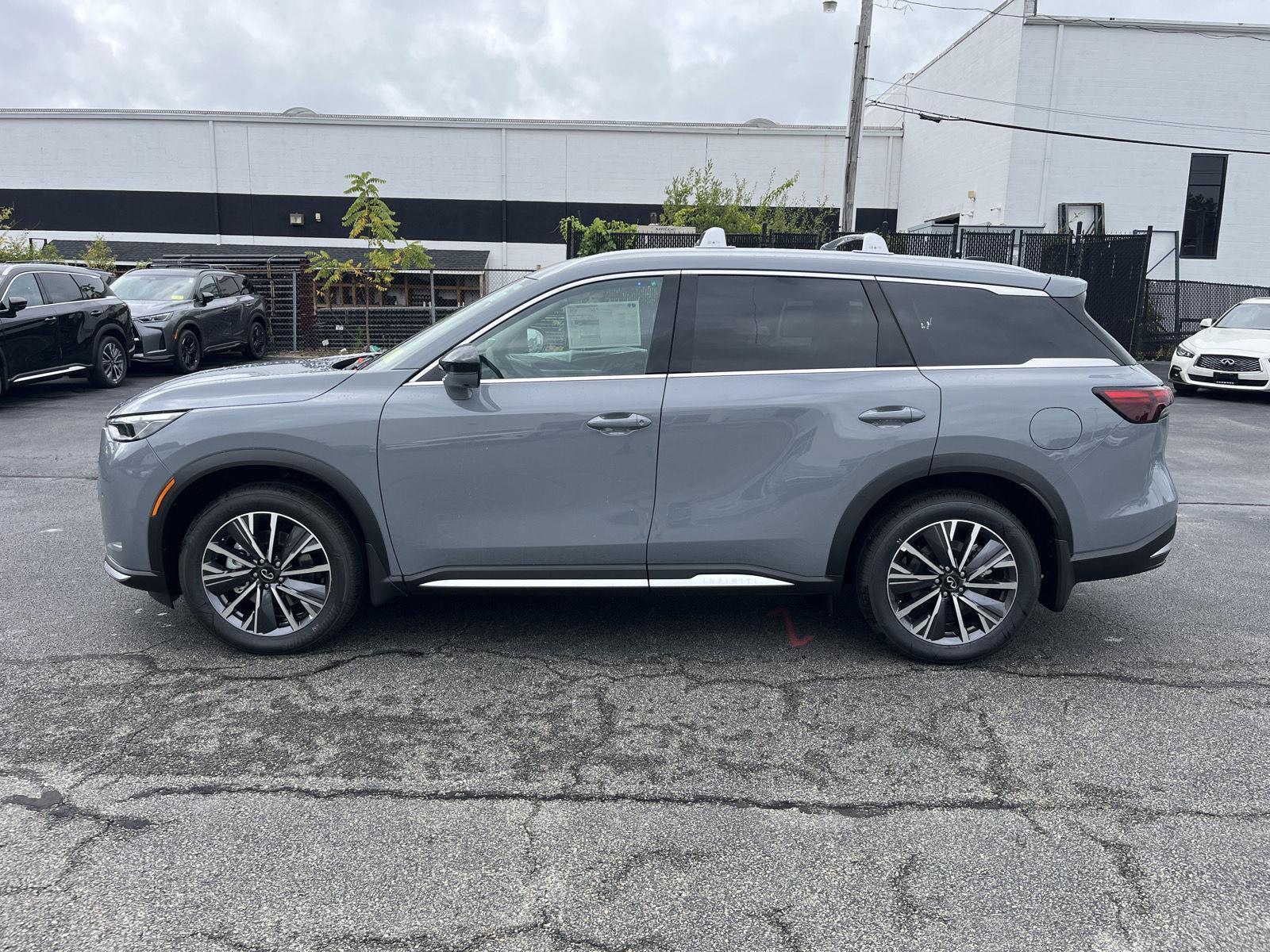 2026 Infiniti QX60 Luxe photo 6