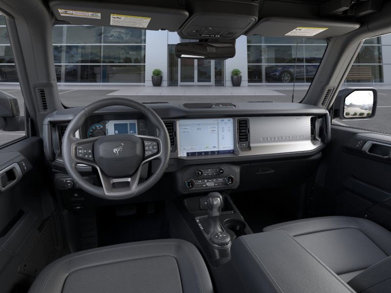 2025 Ford Bronco Outer Banks photo 9