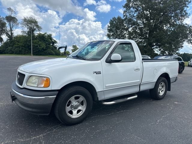 Used 2002 Ford F-150 XLT with VIN 1FTRF17202NA88265 for sale in Union City, TN