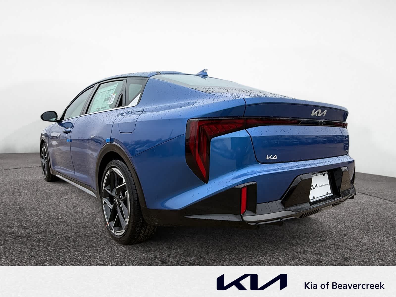 2025 Kia K4 GT-Line photo 3