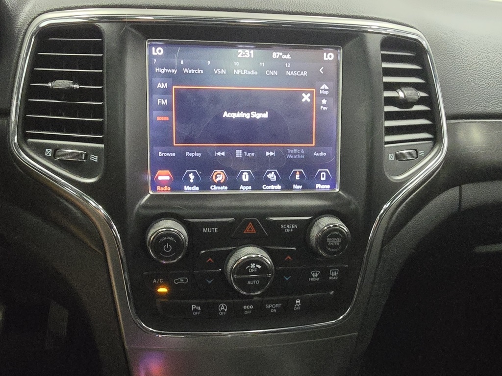 2018 Jeep Grand Cherokee Altitude photo 24