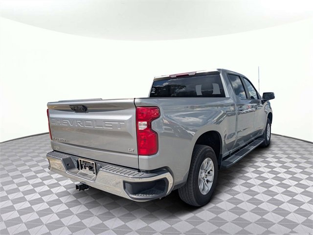 2024 Chevrolet Silverado 1500 LT photo 3