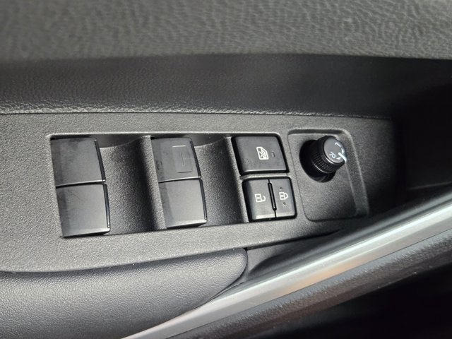 2024 Toyota Corolla Hybrid XSE photo 18