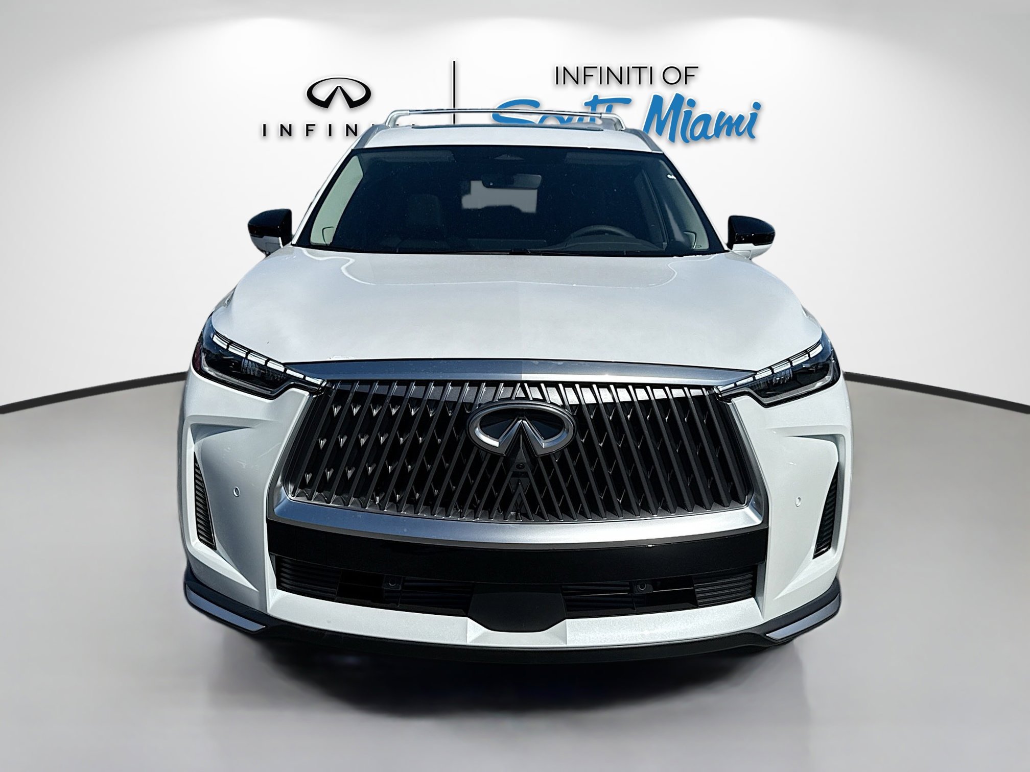 2026 Infiniti QX60 Luxe photo 2