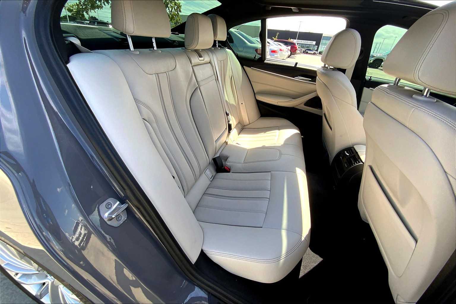2022 Bmw 530i photo 19