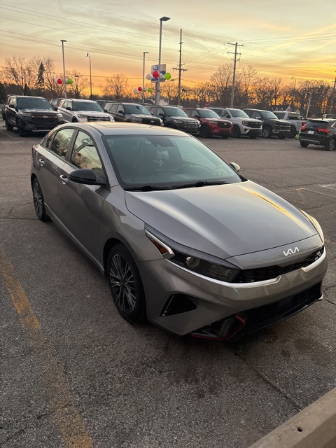 2024 KIA FORTE - Image 4