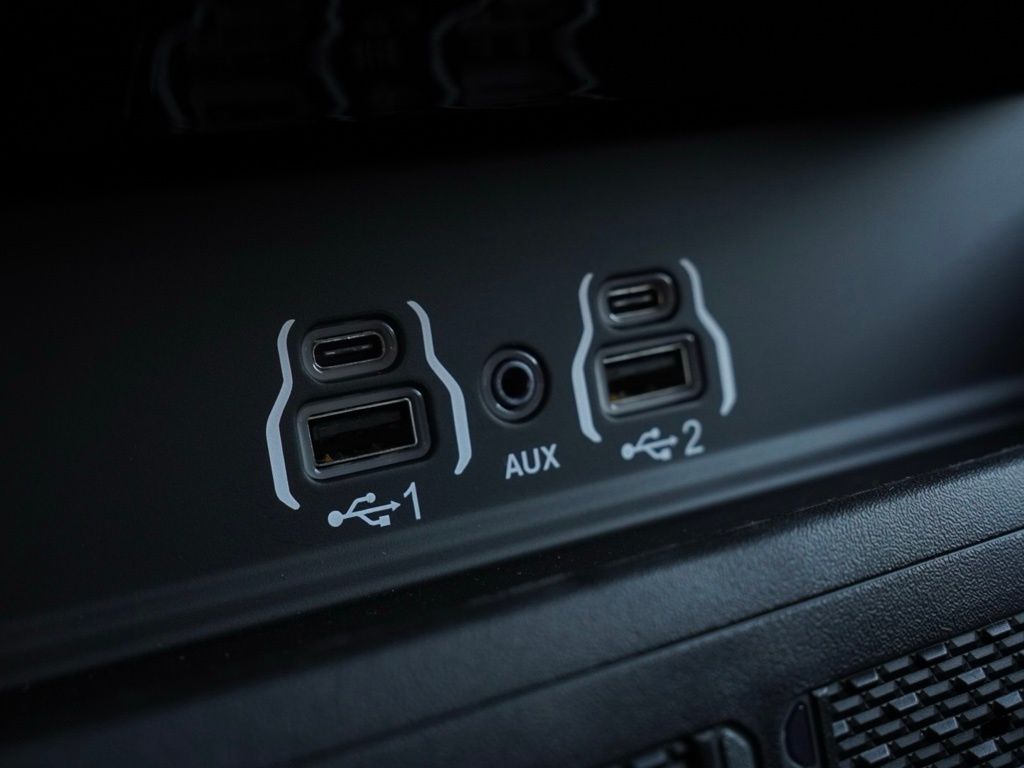 New 2026 Ceramic Gray Clear-Coat Exterior Paint RAM Laramie image 15