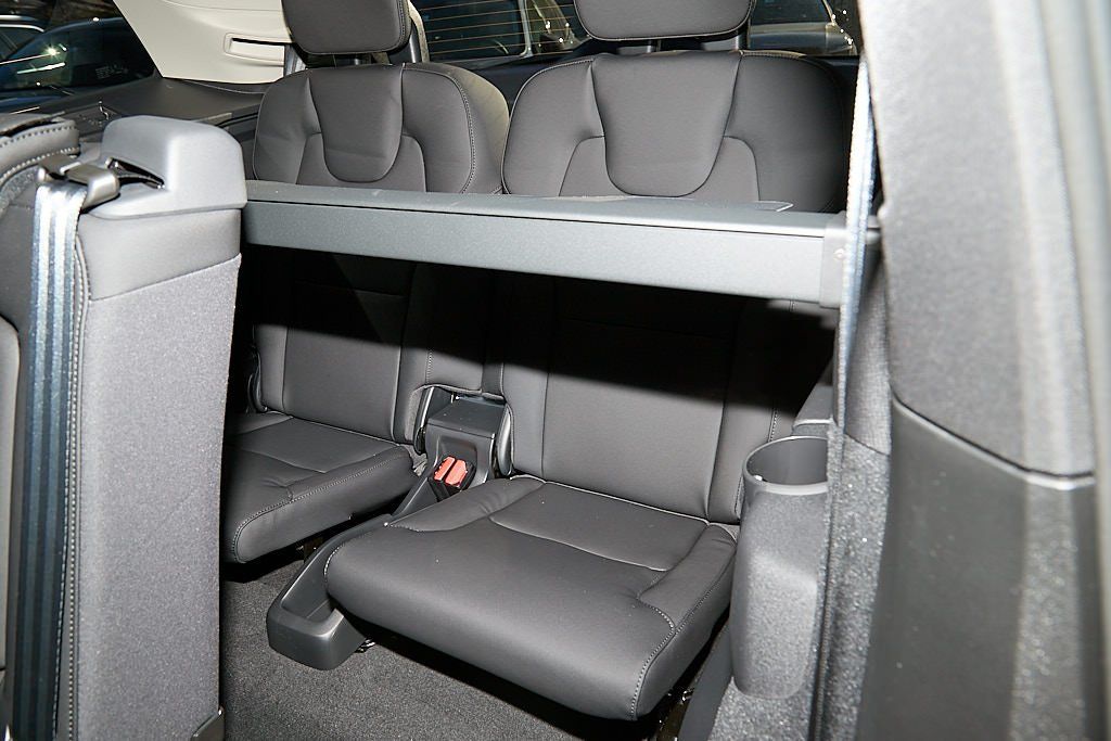 2026 VOLVO XC90 - Image 23