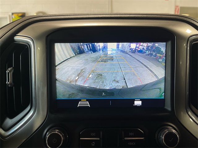 2020 Chevrolet Silverado 1500 RST photo 13