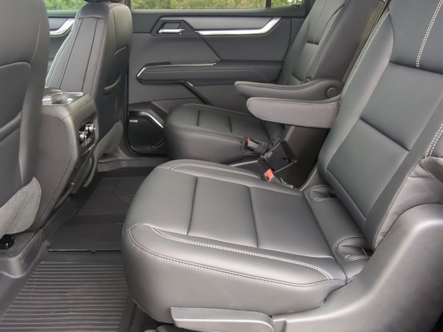 2026 Gmc Acadia Elevation photo 13