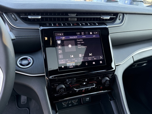 2025 Jeep Grand Cherokee Altitude X photo 18