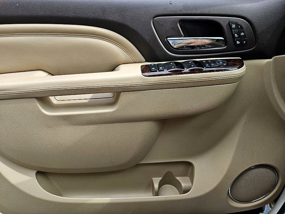 2014 Gmc Yukon XL Denali photo 27
