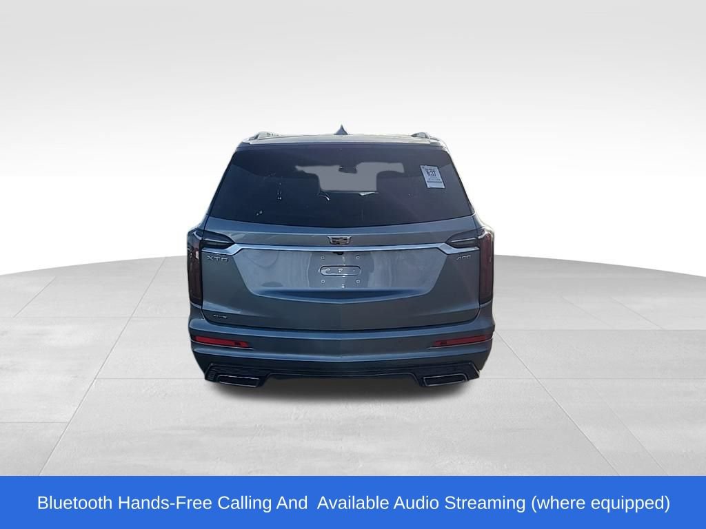 2023 Cadillac XT6 Sport photo 3