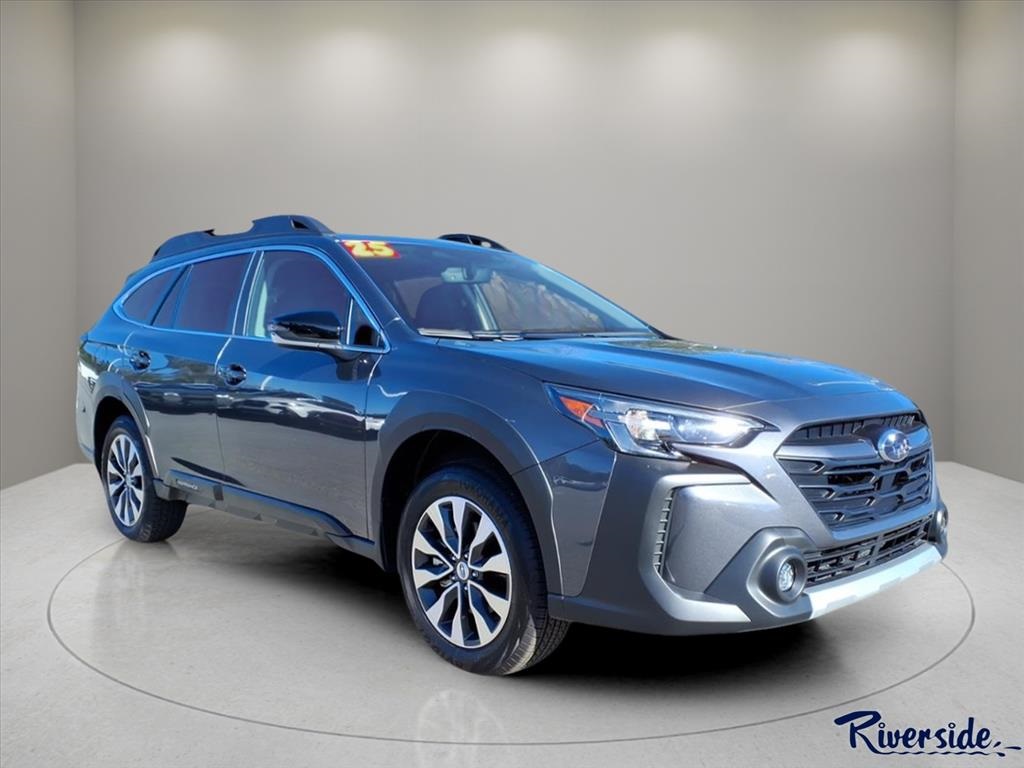 2025 Subaru Outback Limited's photo