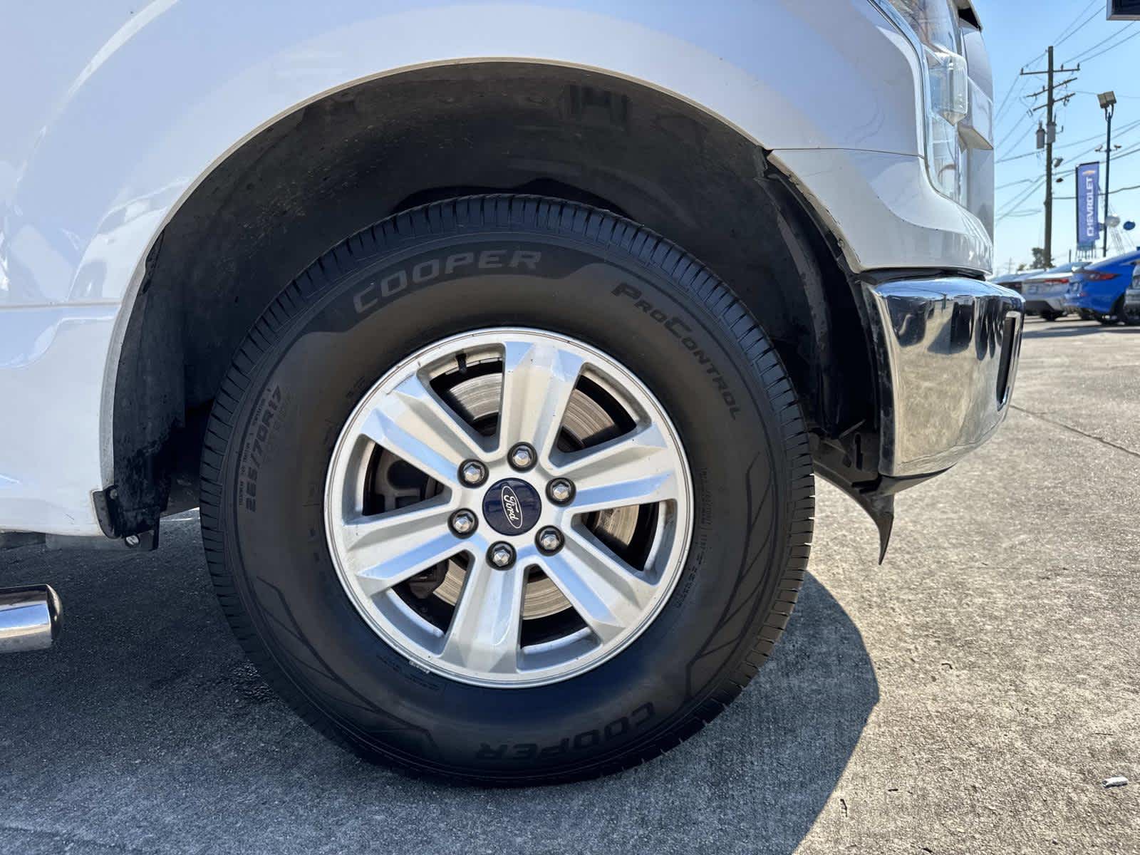 2015 Ford F-150 XLT photo 7