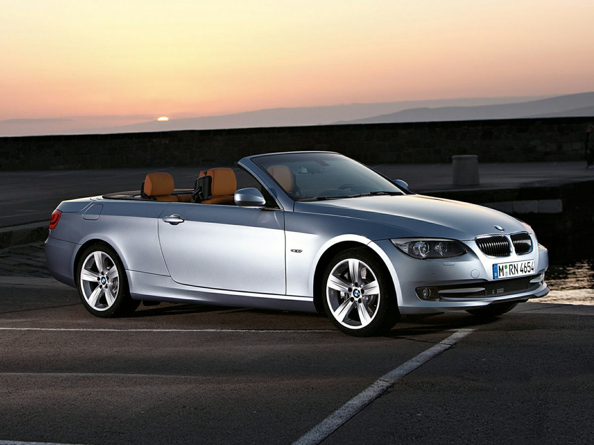 2011 BMW 3 Series 335i's photo