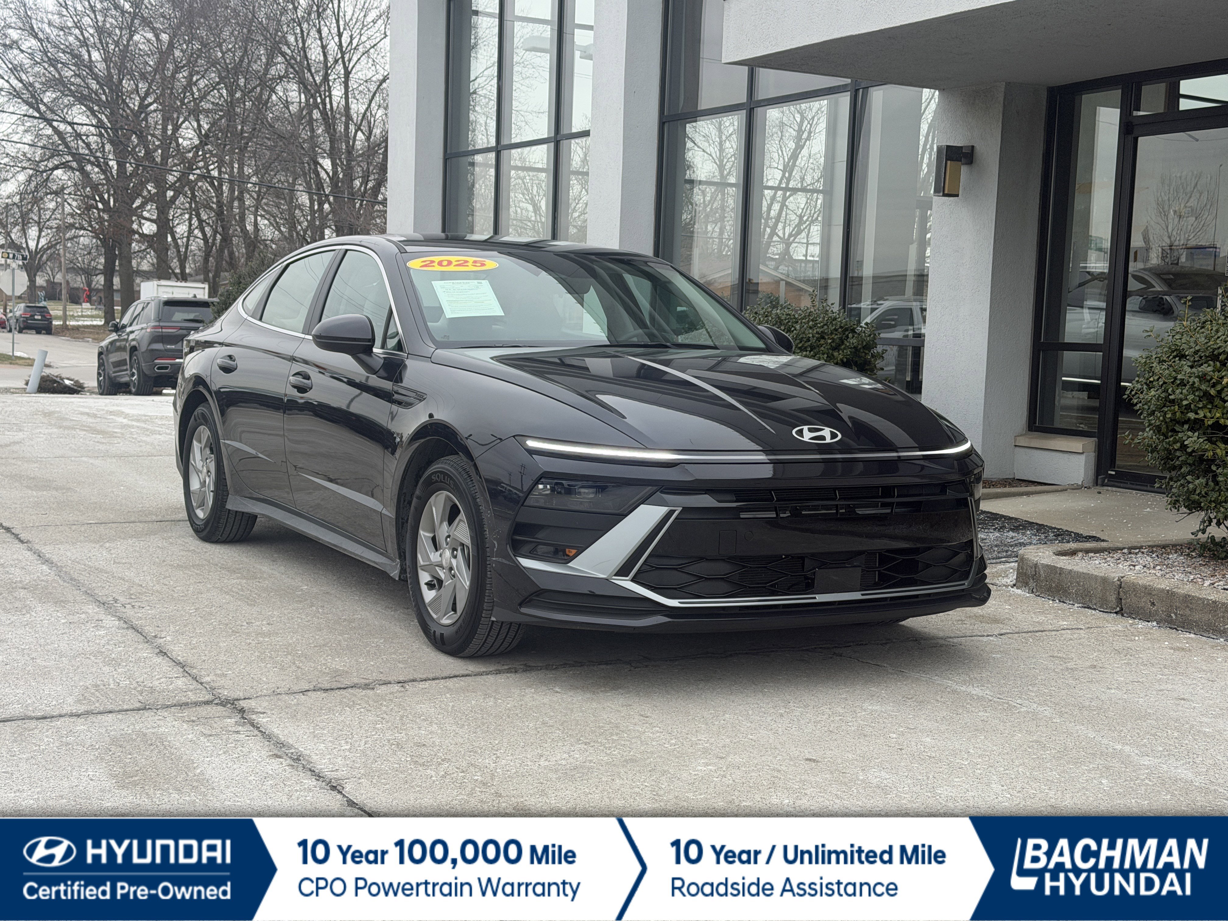 2025 Hyundai Sonata SE's photo