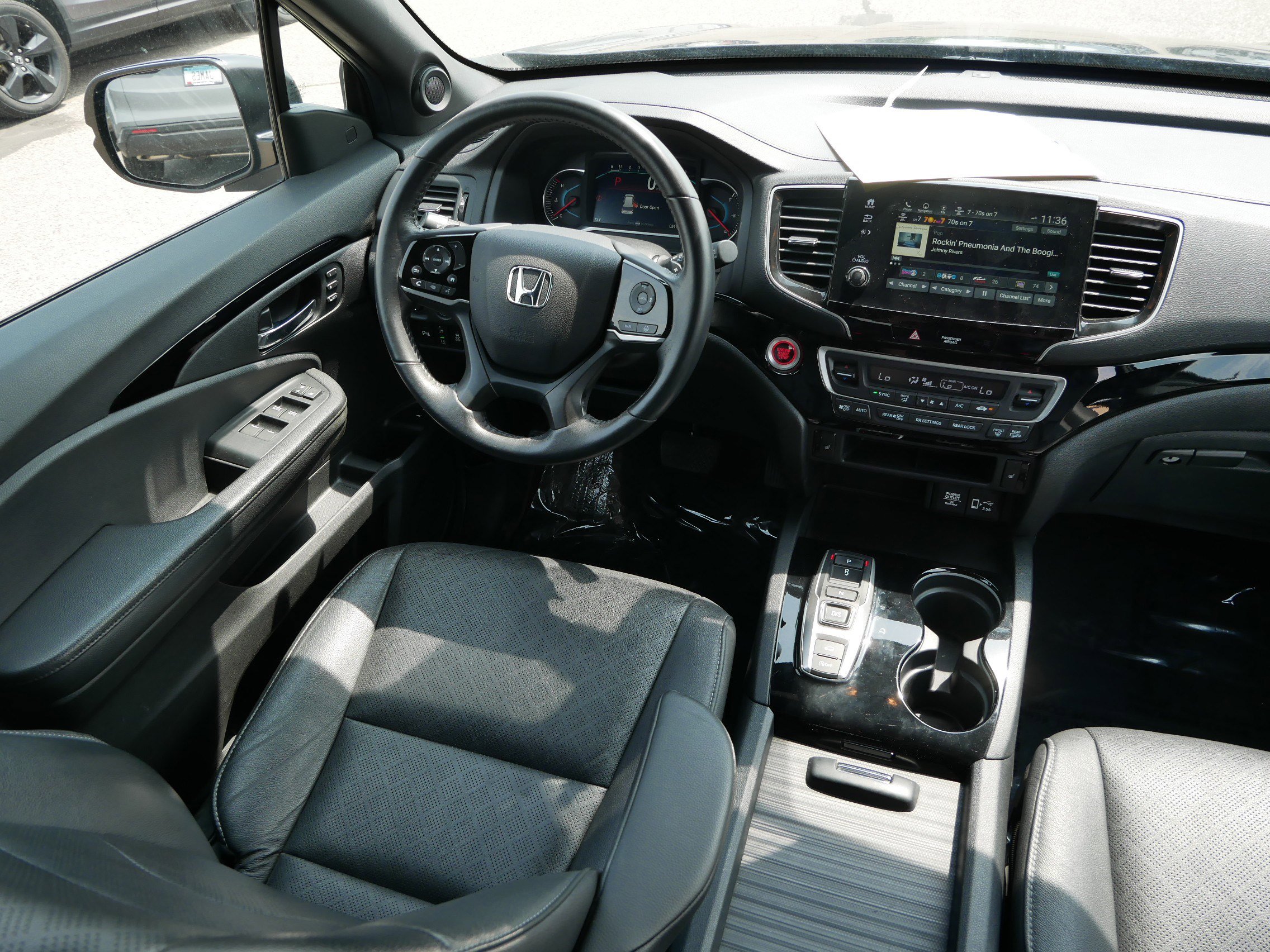 2021 Honda Passport Touring photo 9
