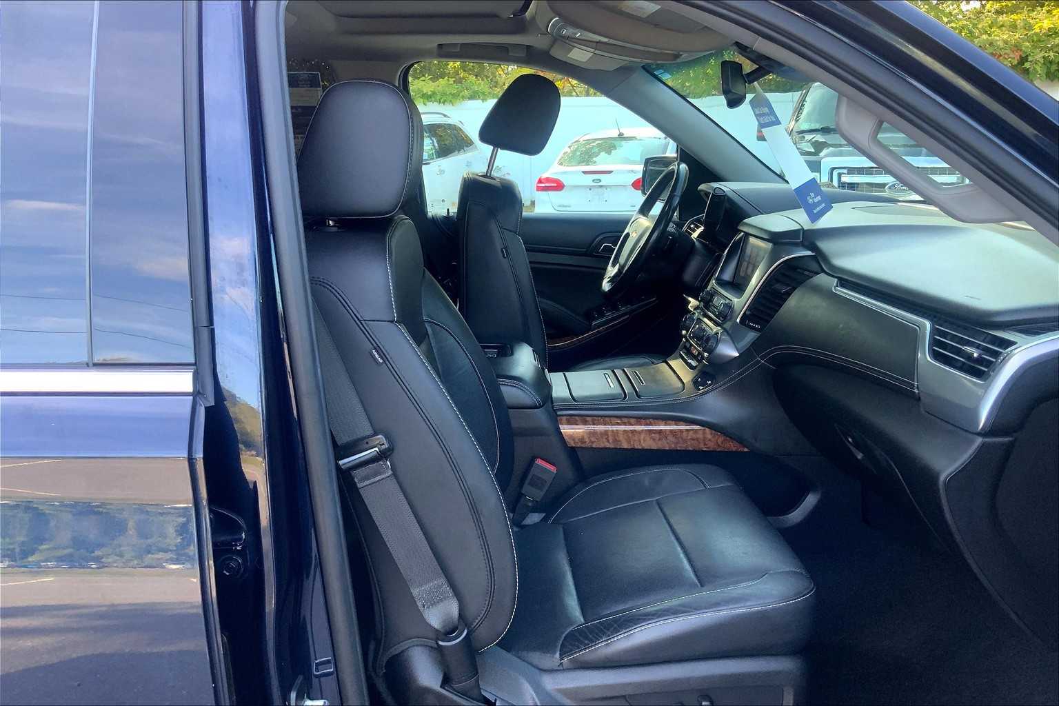 2018 Chevrolet Tahoe Premier photo 7