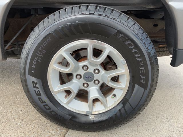 2011 Ford Ranger XLT photo 13