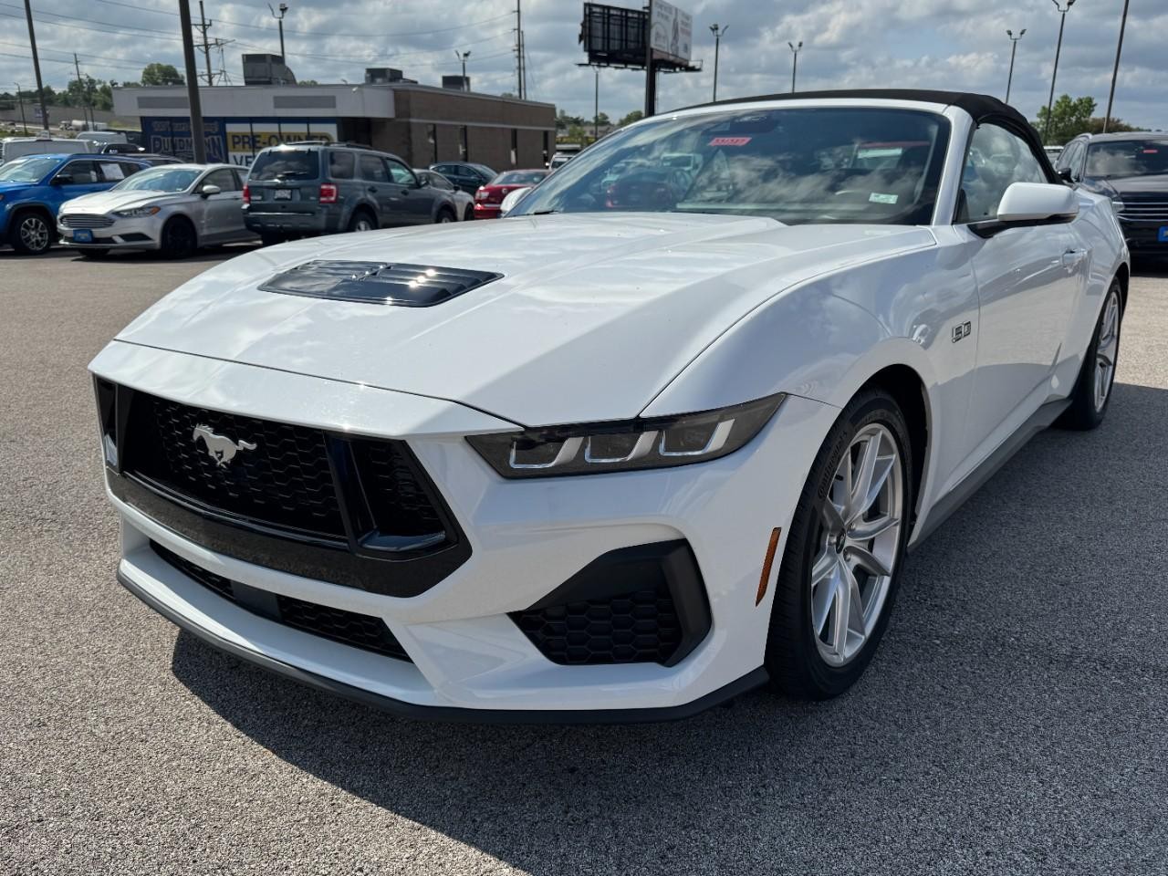 2024 Ford Mustang GT Premium Convertible photo 6