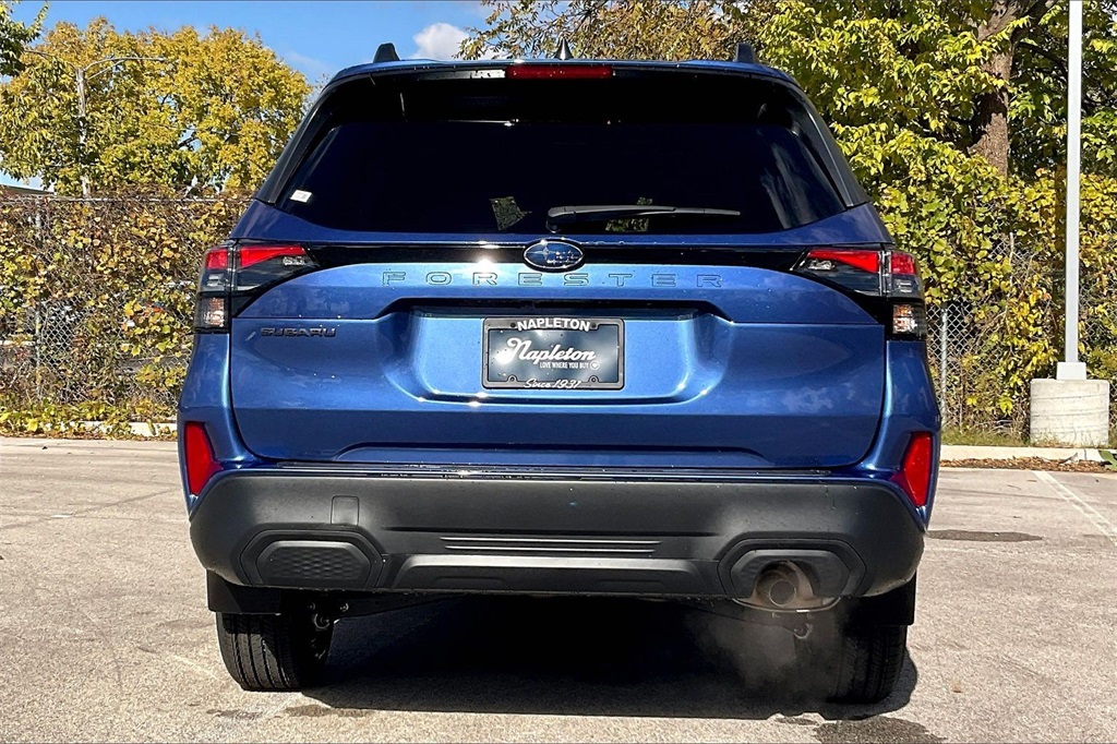 2026 Subaru Forester Premium photo 2