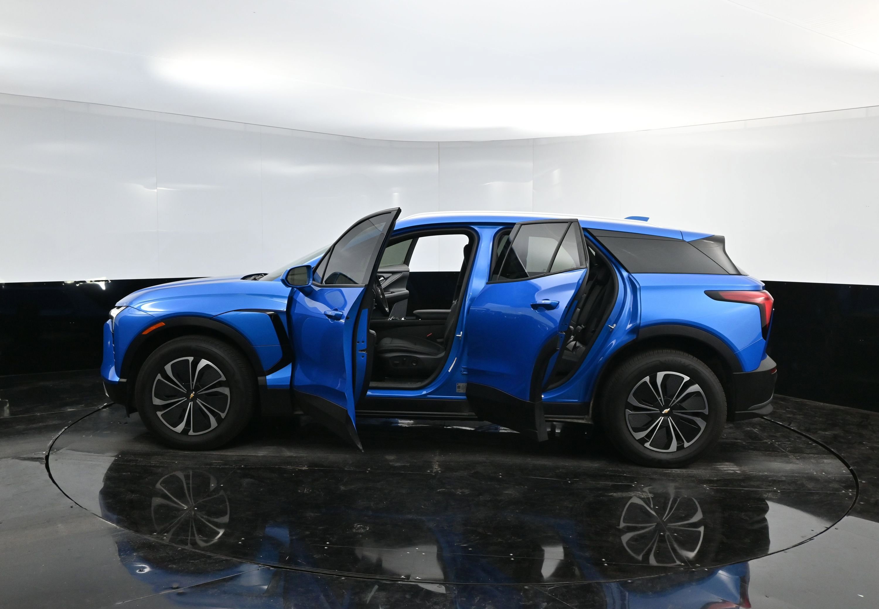 2024 Chevrolet Blazer EV photo 35