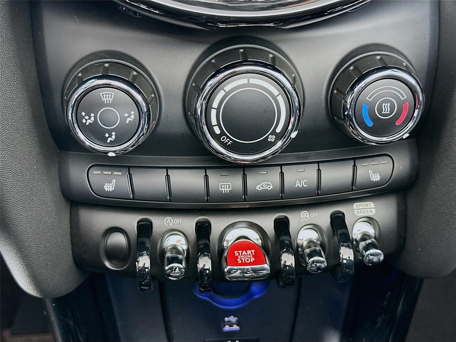 2022 Mini Cooper Convertible S photo 16