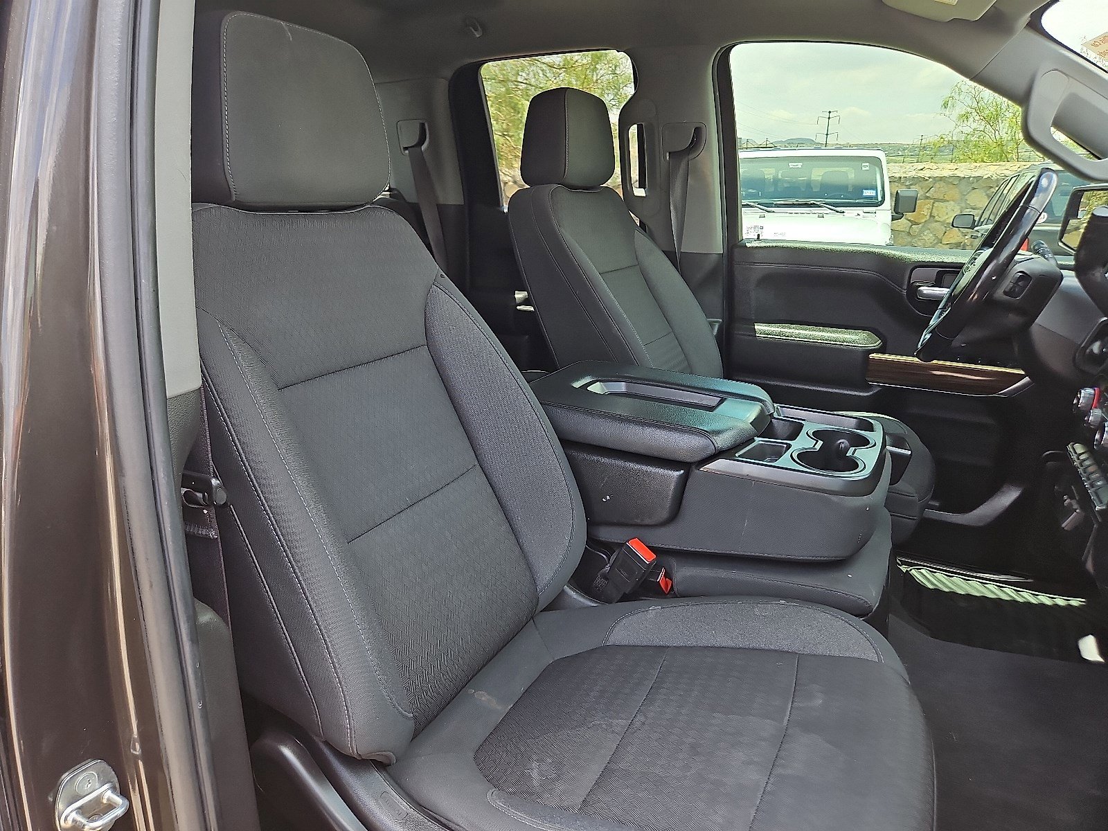 2021 Chevrolet Silverado 1500 LT photo 23