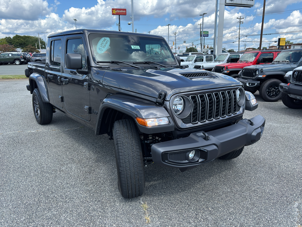 2025 Jeep Gladiator Sport photo 8