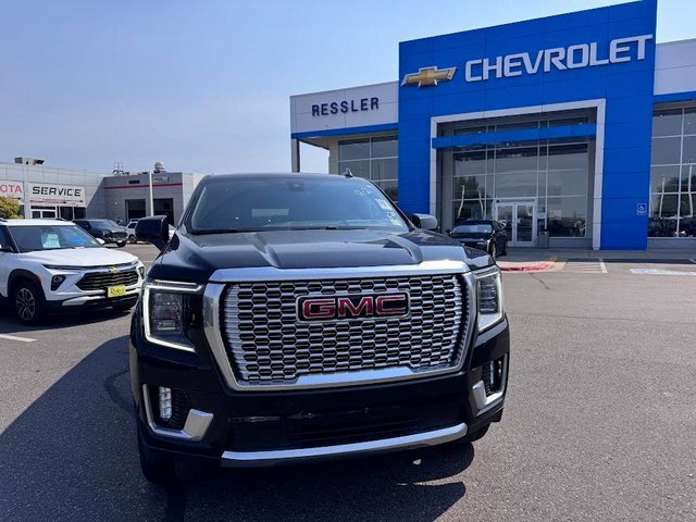 2021 Gmc Yukon XL Denali photo 2