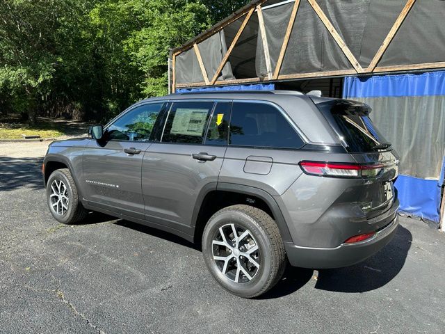 2025 Jeep Grand Cherokee Limited photo 6