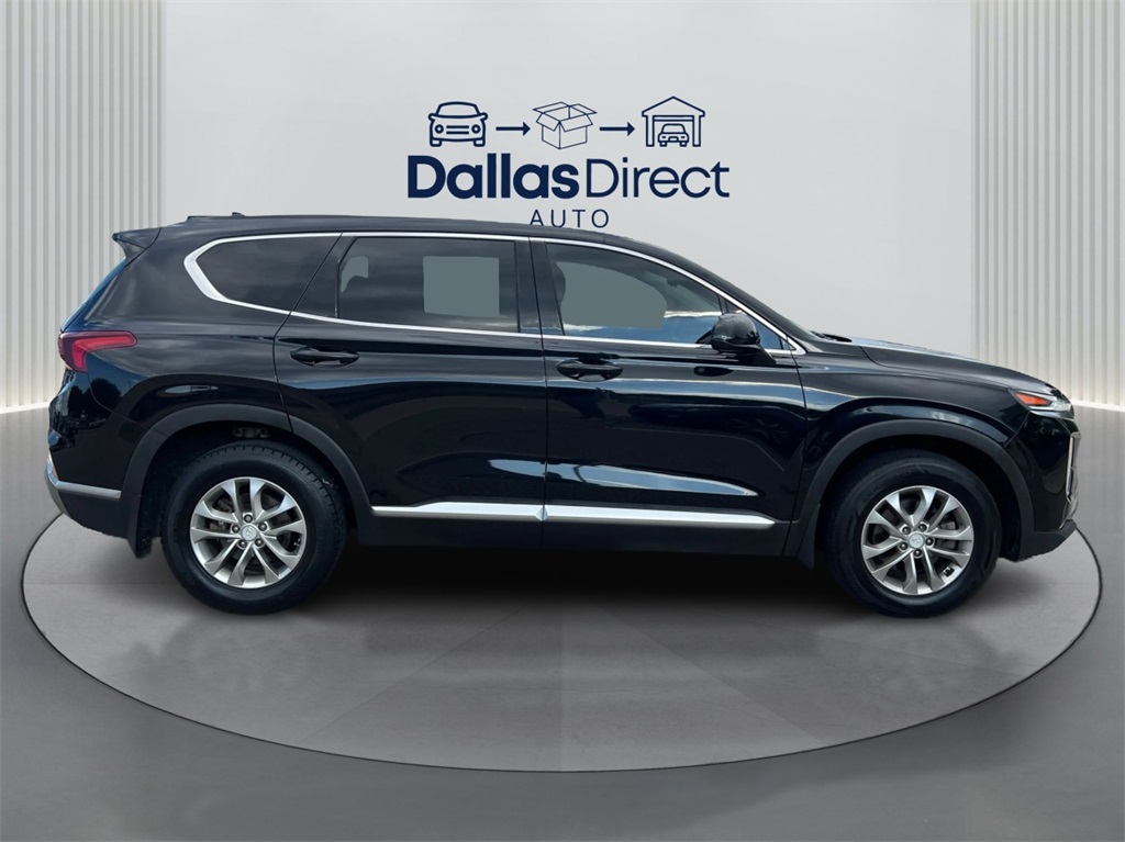 2020 Hyundai Santa Fe SEL photo 2