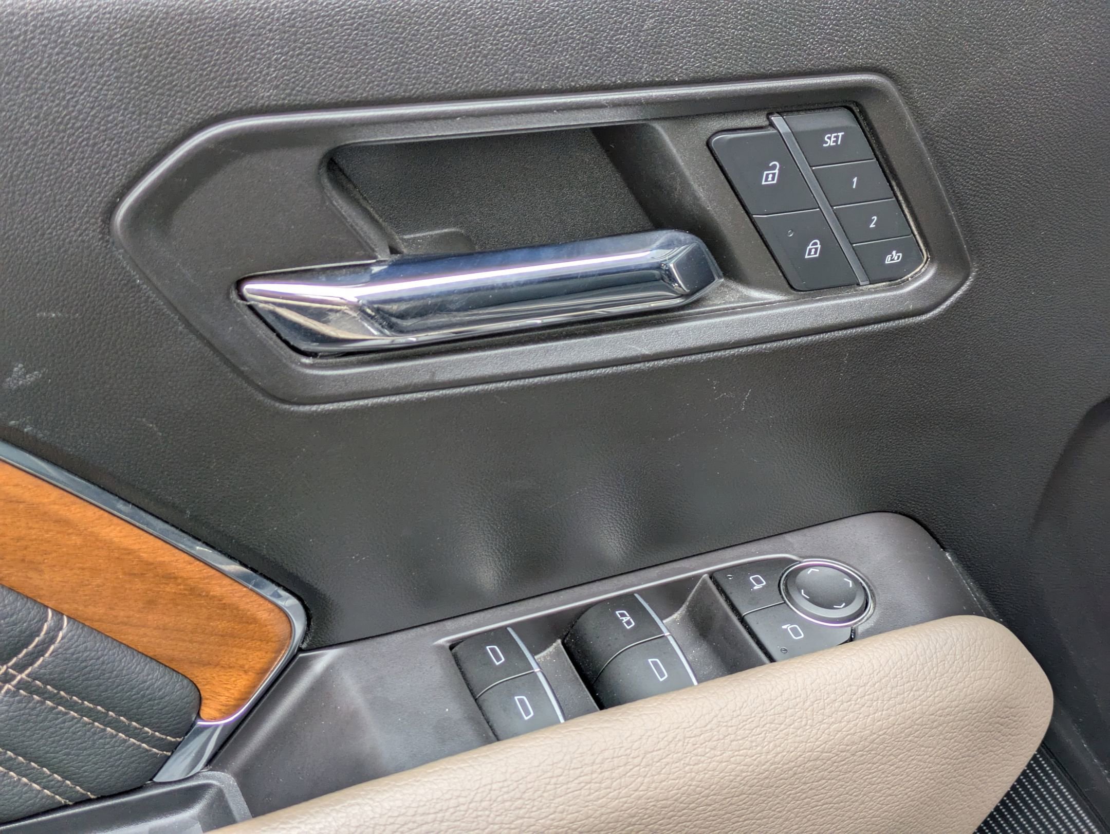 2023 Gmc Canyon Denali photo 10