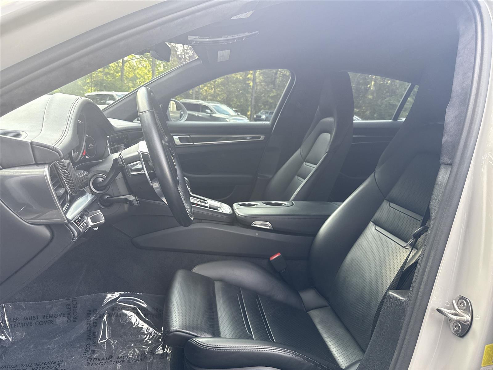 2020 Porsche Panamera GTS photo 8