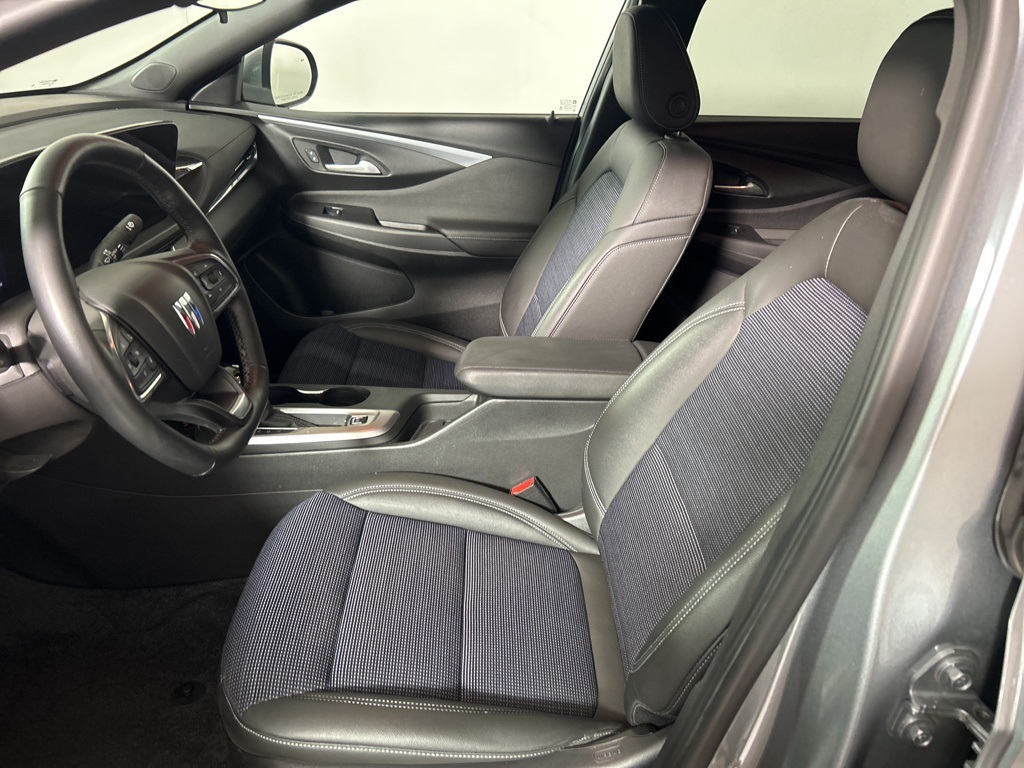 2024 Buick Envista Preferred photo 2
