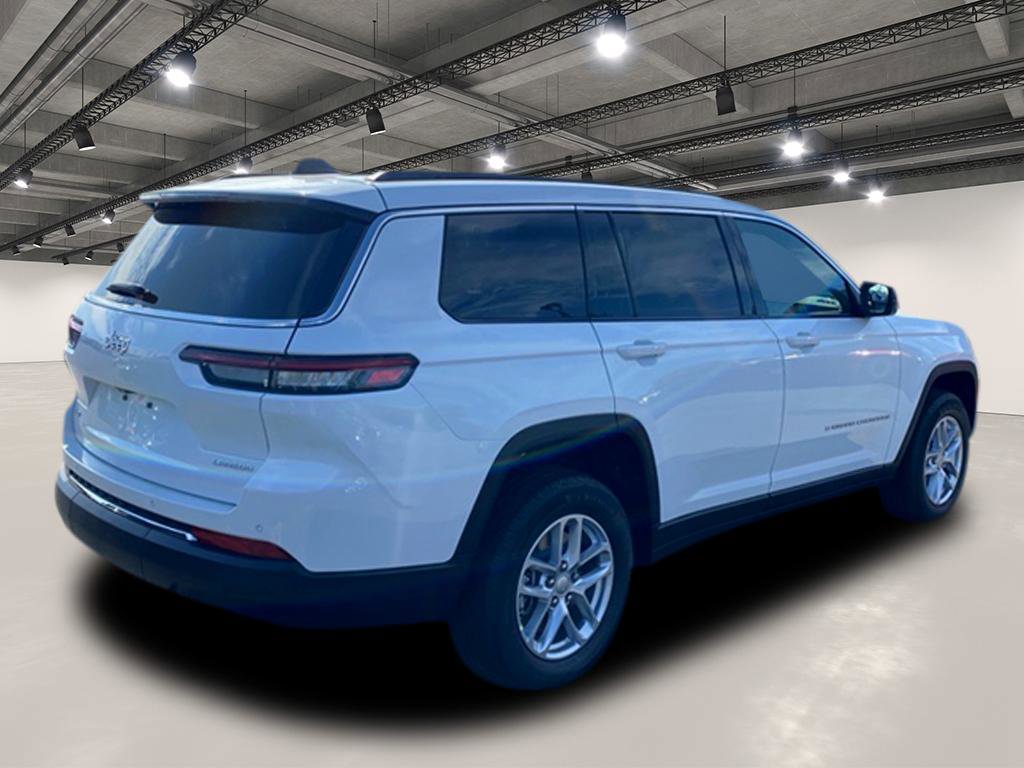 2025 Jeep Grand Cherokee Laredo X photo 4