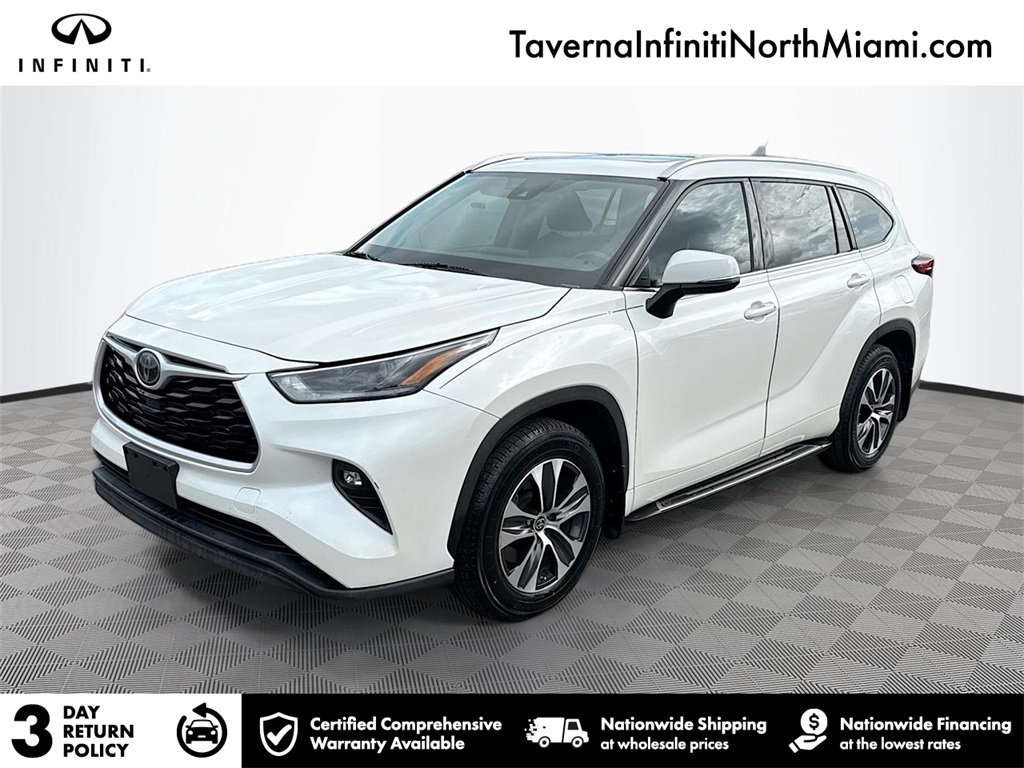 2021 Toyota Highlander XLE's photo