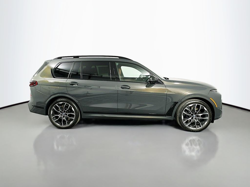 2026 Bmw X7 M60i photo 4
