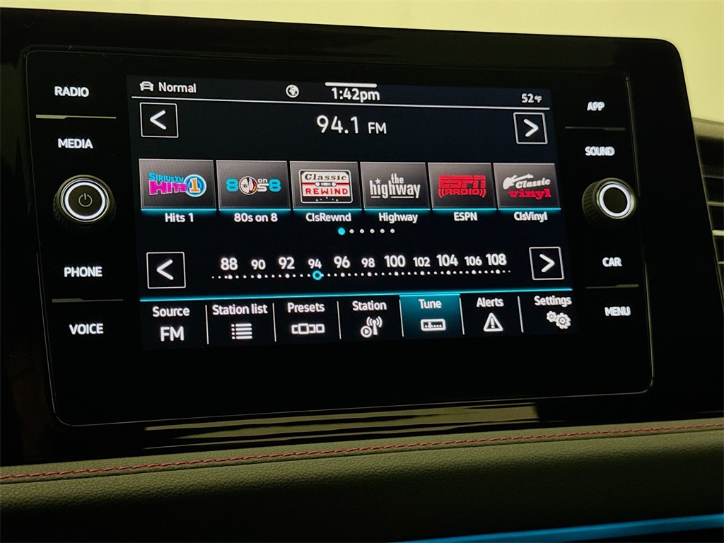 2025 Volkswagen Jetta GLI 2.0T Autobahn photo 25