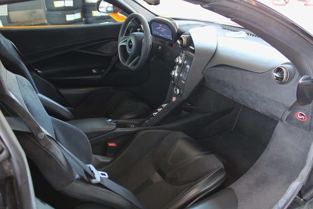 2020 Mclaren 720S Spider photo 3