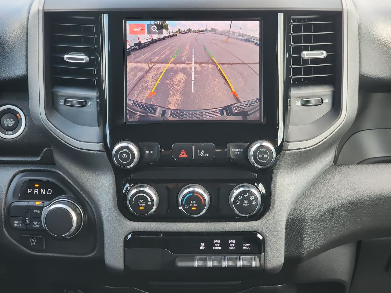 2025 Ram 1500 Tradesman photo 16