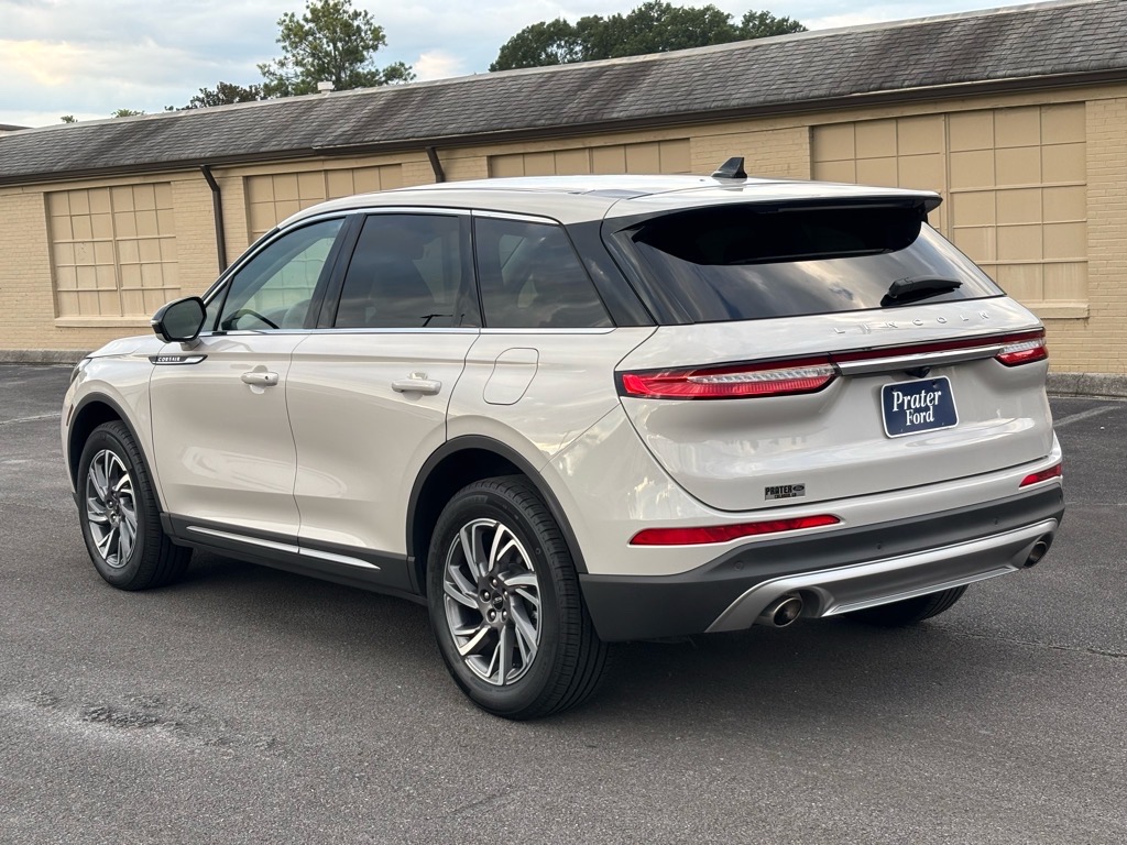 2023 Lincoln Corsair Standard photo 3