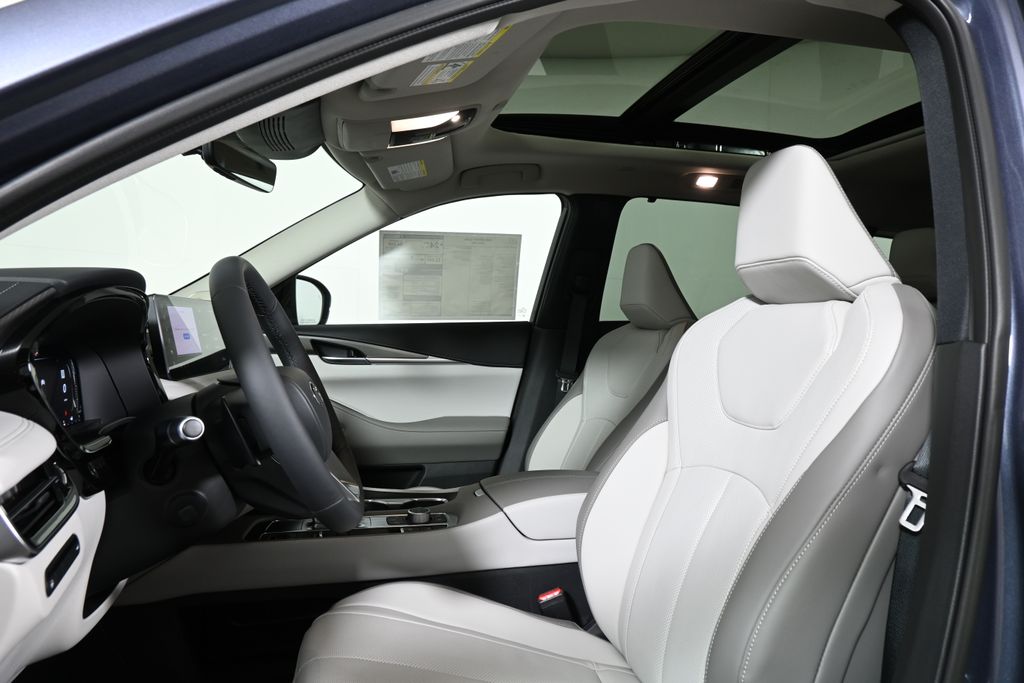 2026 Infiniti QX60 Luxe AWD photo 12