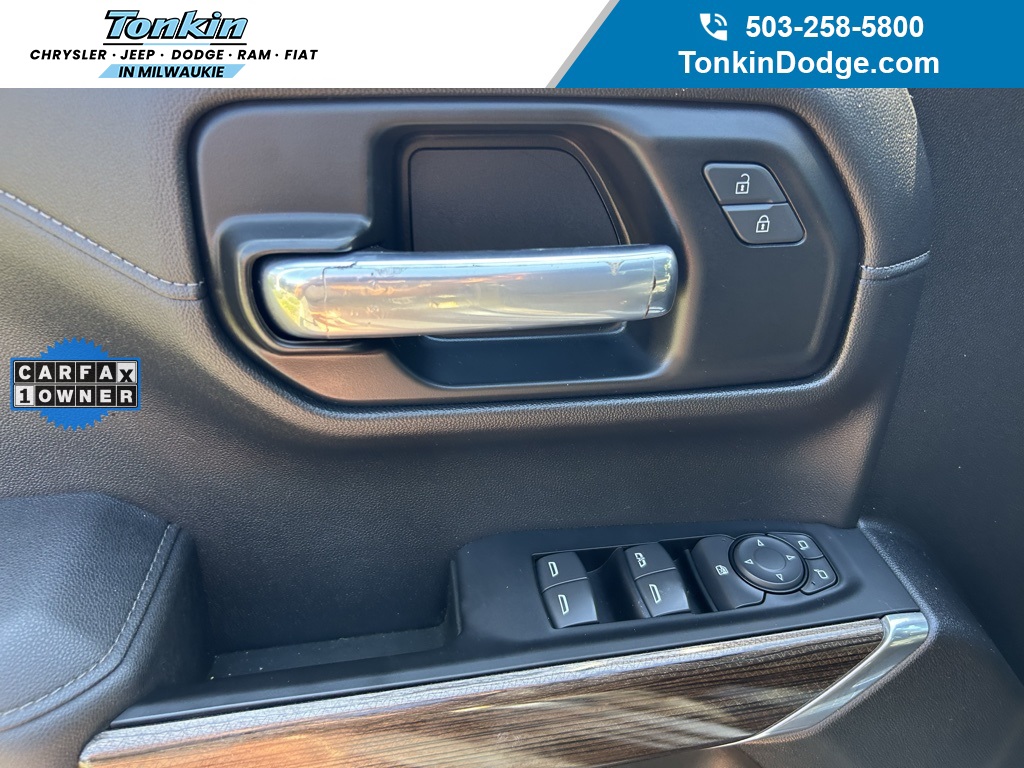 2021 Chevrolet Silverado 1500 RST photo 11