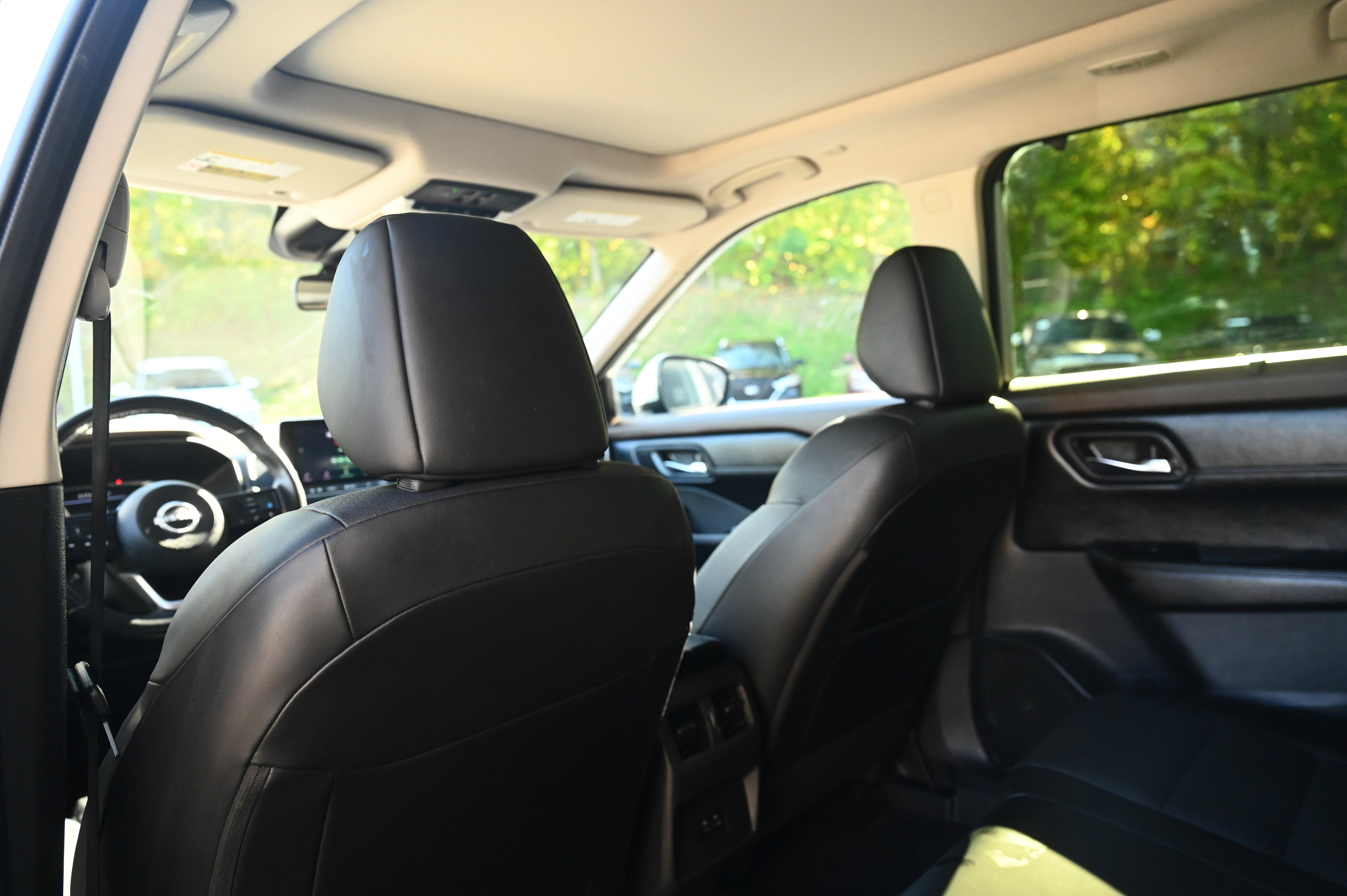 2023 Nissan Rogue SV photo 23