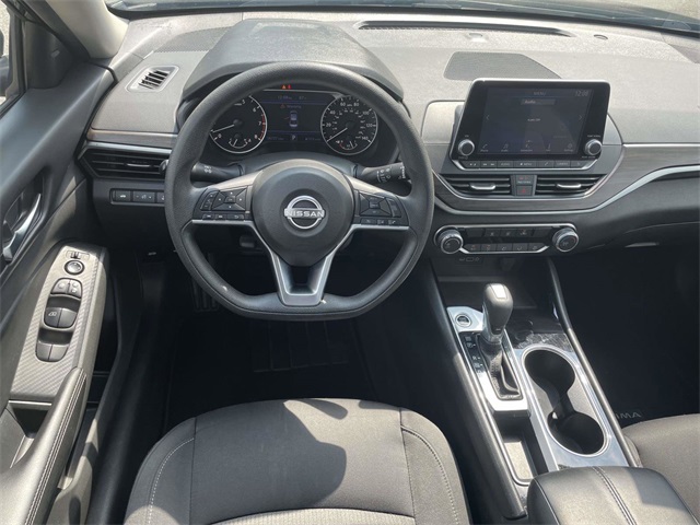 2024 Nissan Altima 2.5 SV photo 14