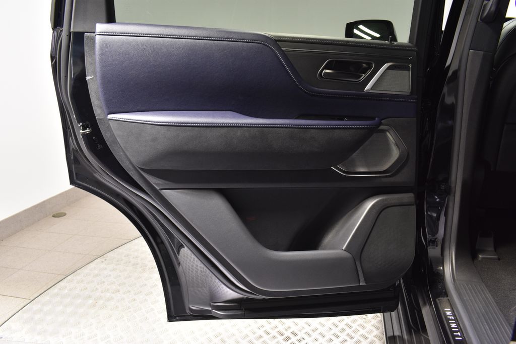2026 Infiniti QX80 Sensory photo 25